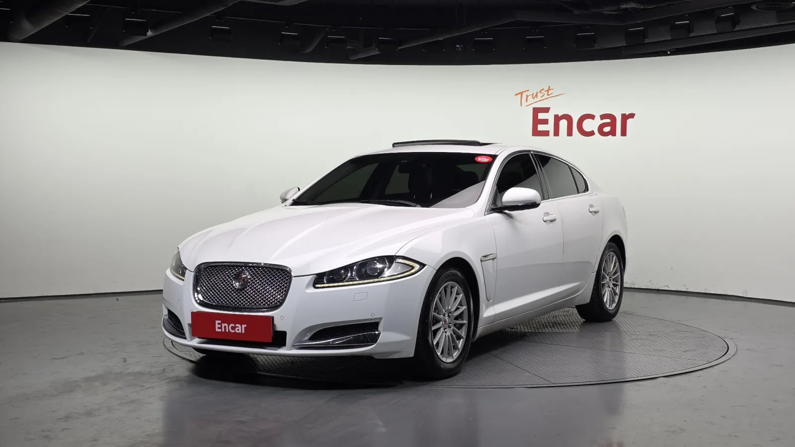 2015 Jaguar XF