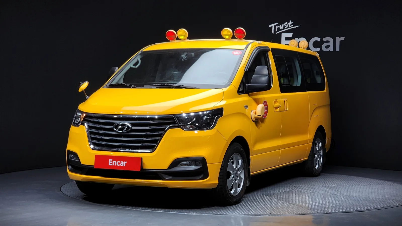 2019 Hyundai Starex