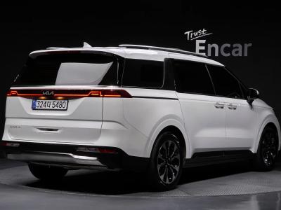 2023 Kia Carnival