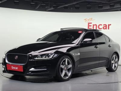 2016 Jaguar XE