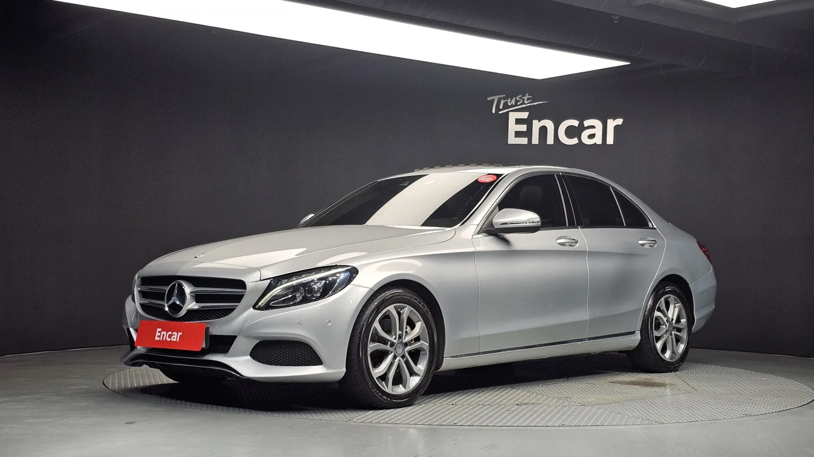 2016 Mercedes-Benz C-Class