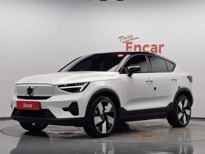 2022 Volvo C40