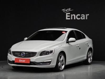2017 Volvo S60