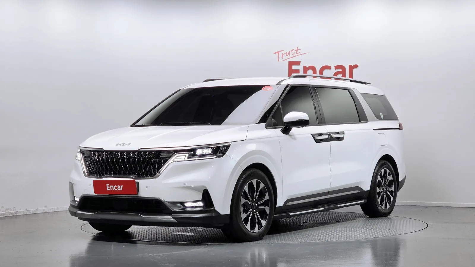 2023 Kia Carnival