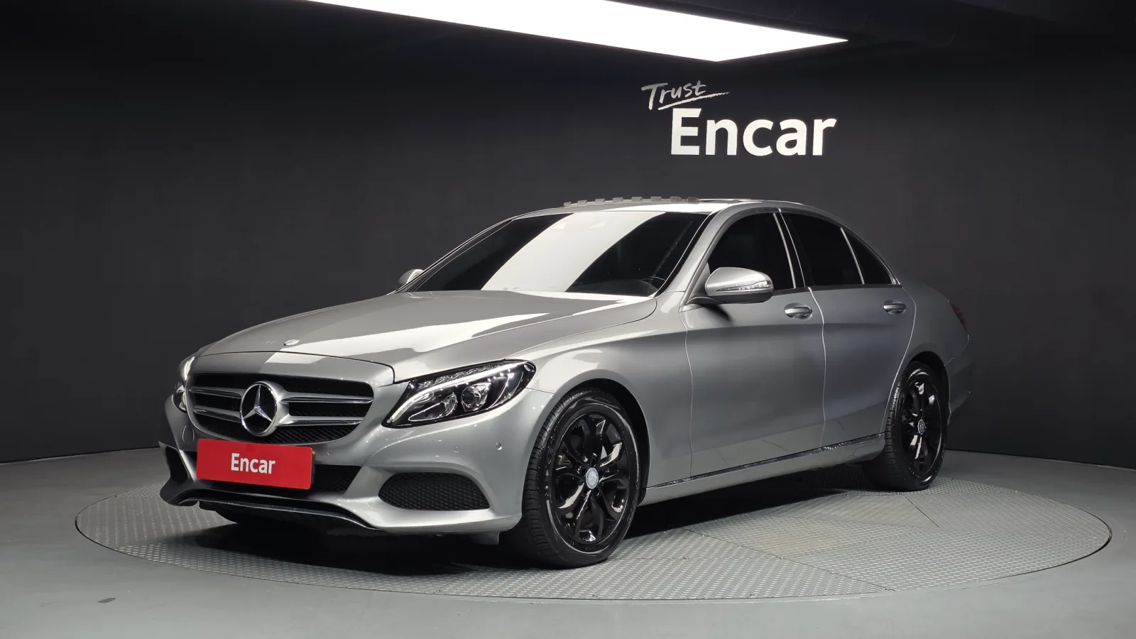 2016 Mercedes-Benz C-Class
