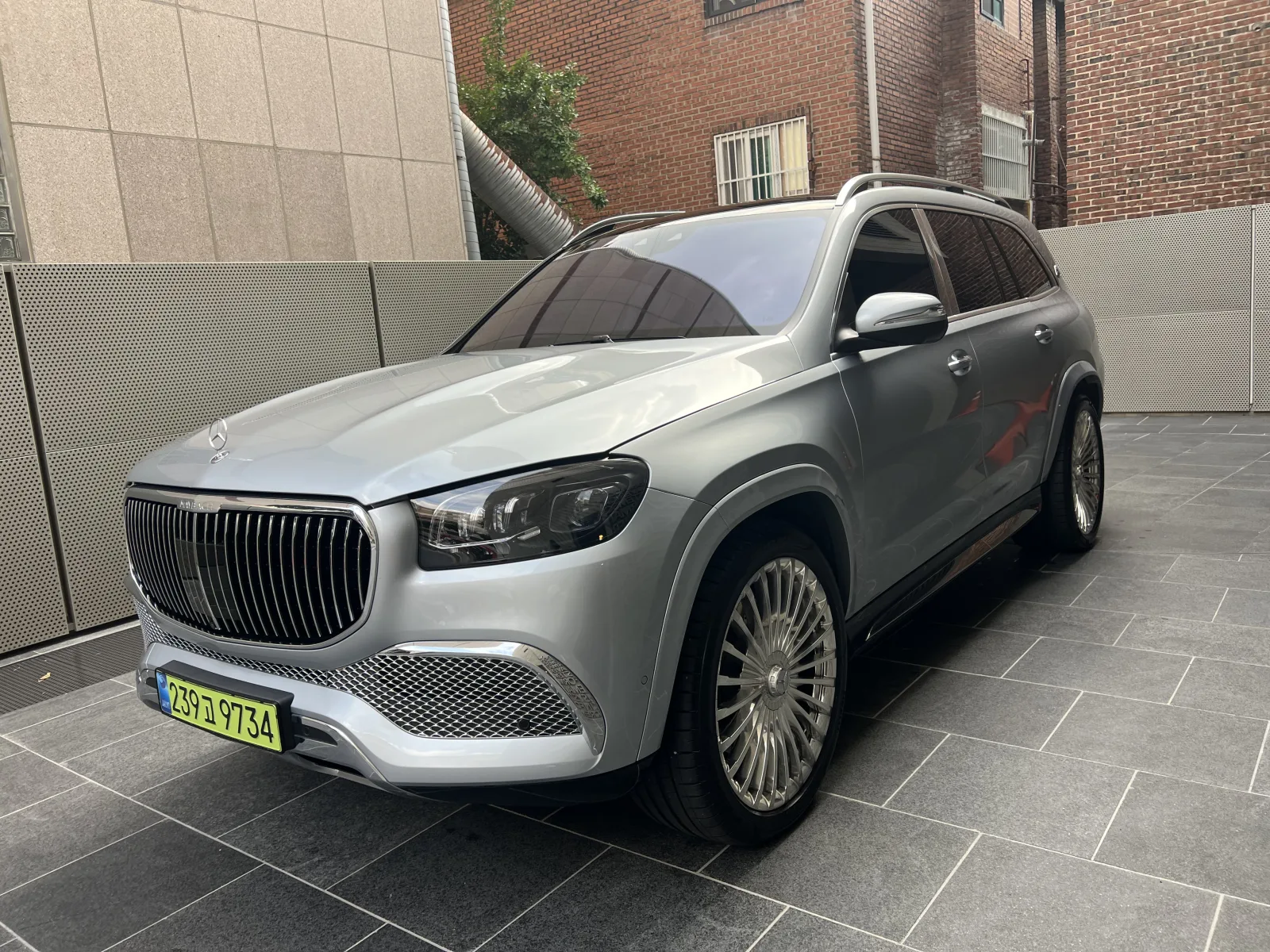 2023 Mercedes-Benz GLS-Class