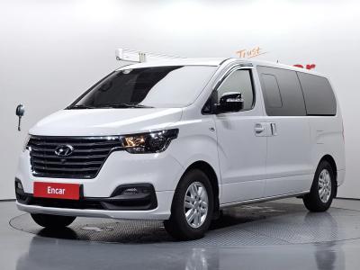 2020 Hyundai Starex
