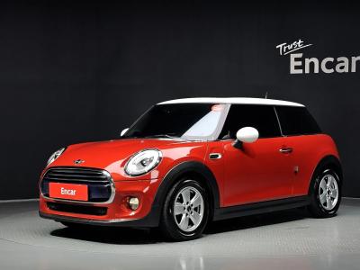 2016 MINI Cooper