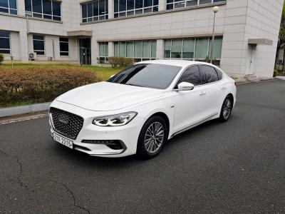 2018 Hyundai Grandeur