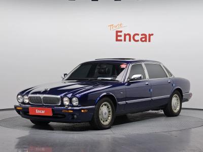 2002 Jaguar Daimler