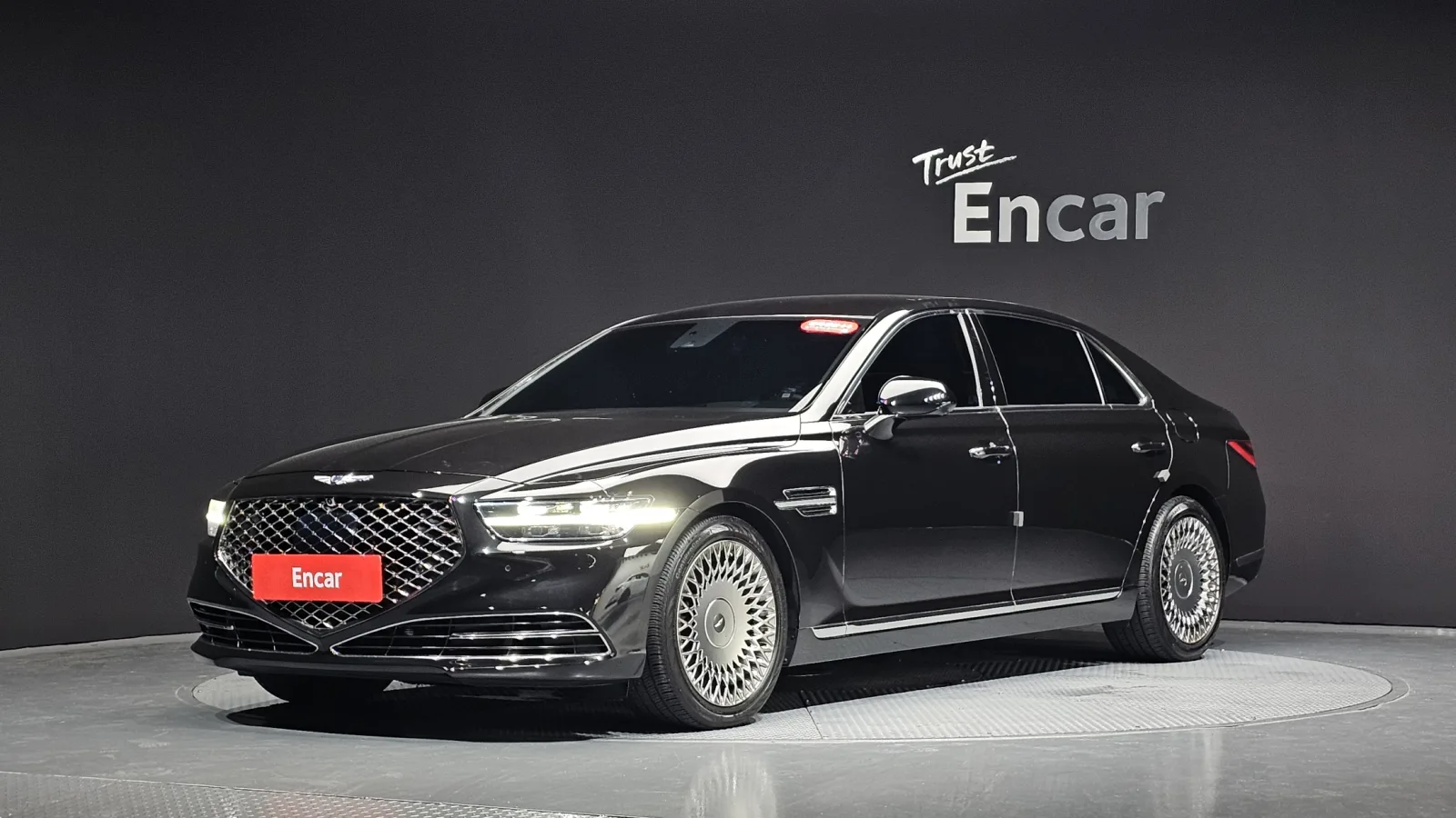 2019 Genesis G90