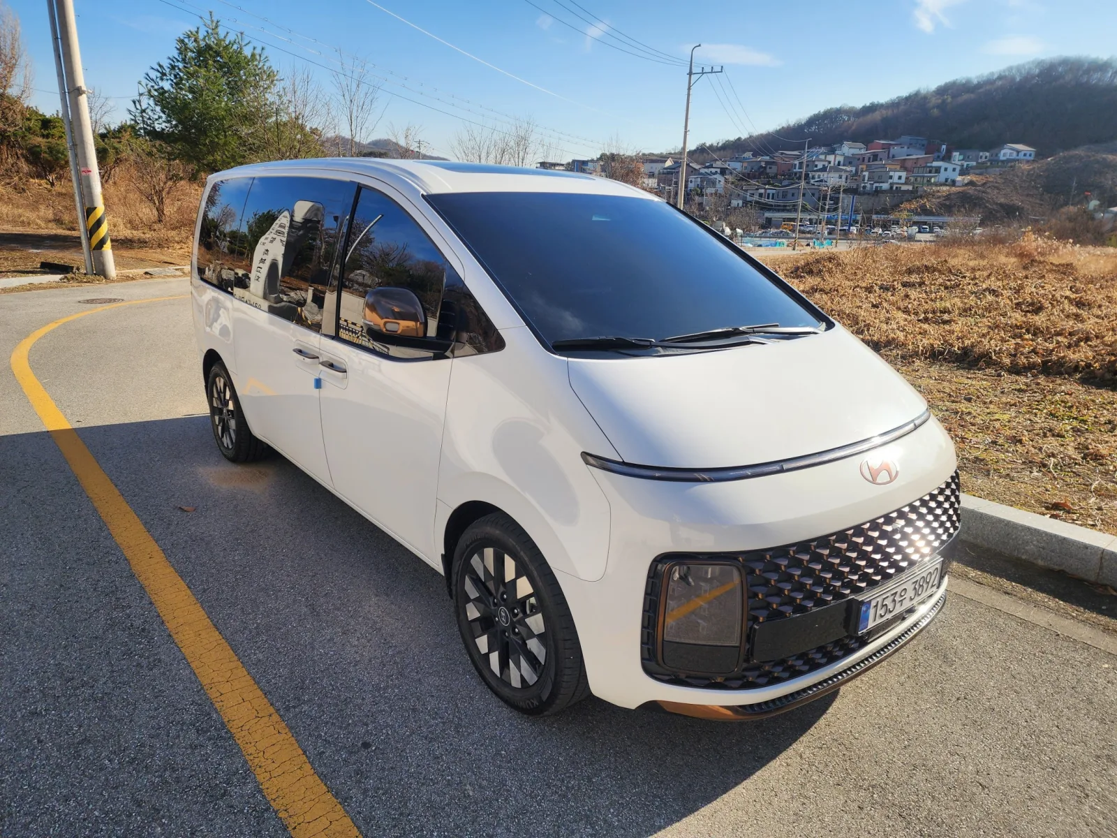 2025 Hyundai Staria