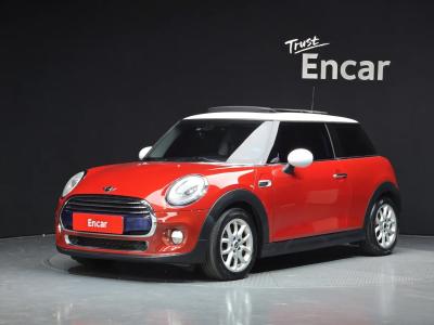 2015 MINI Cooper