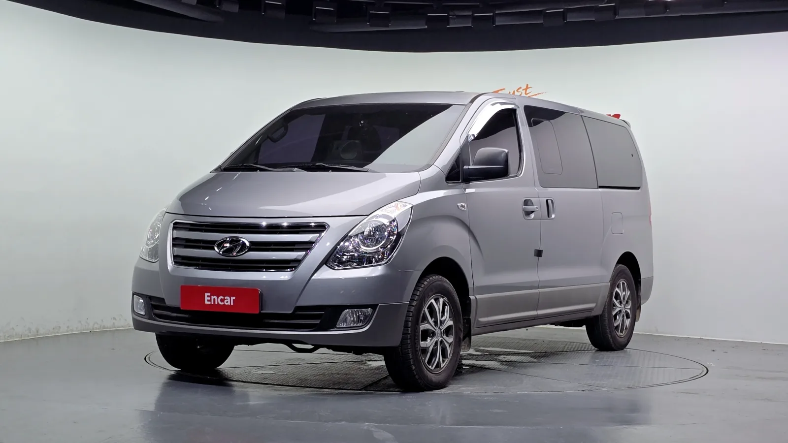 2018 Hyundai Starex