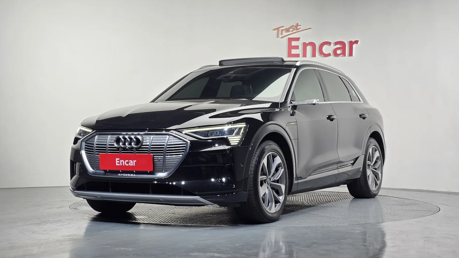2022 Audi e-tron