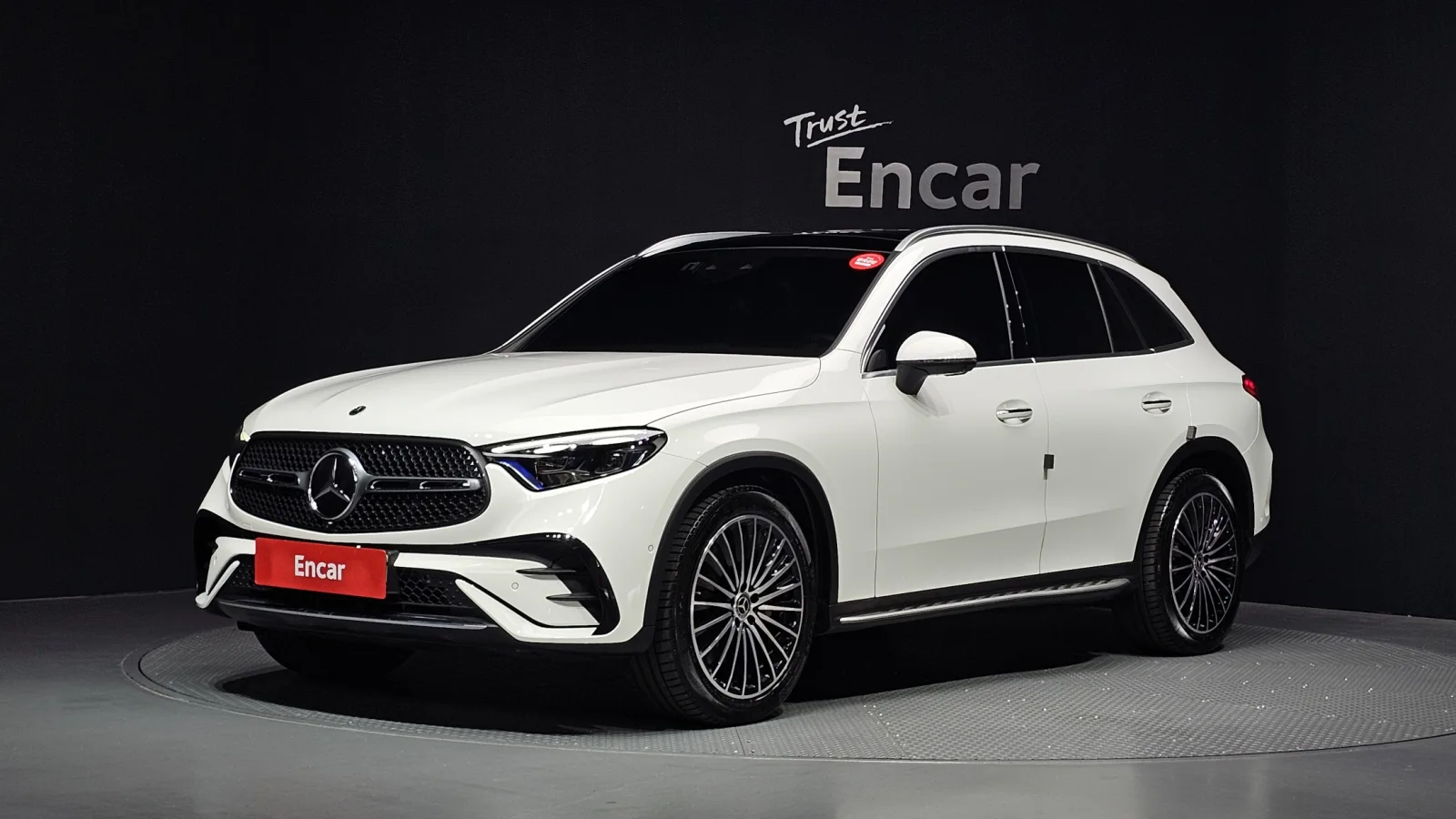 2024 Mercedes-Benz GLC-Class