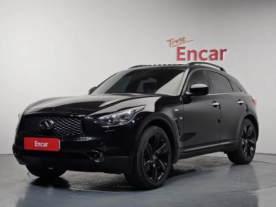 2017 Infiniti QX70