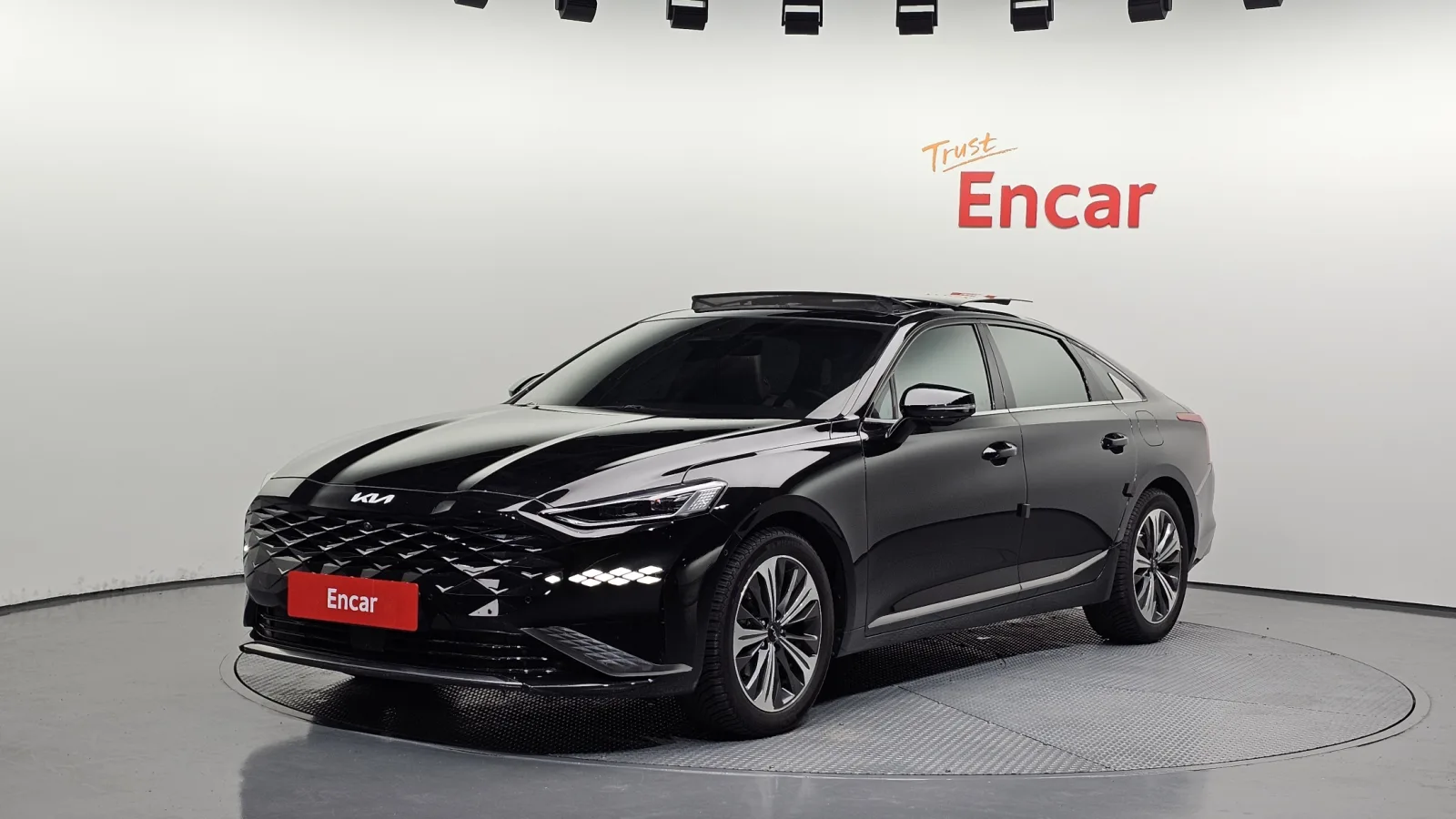 2022 Kia K8