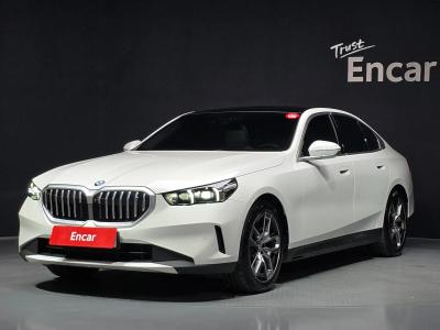 2025 BMW 5-Series