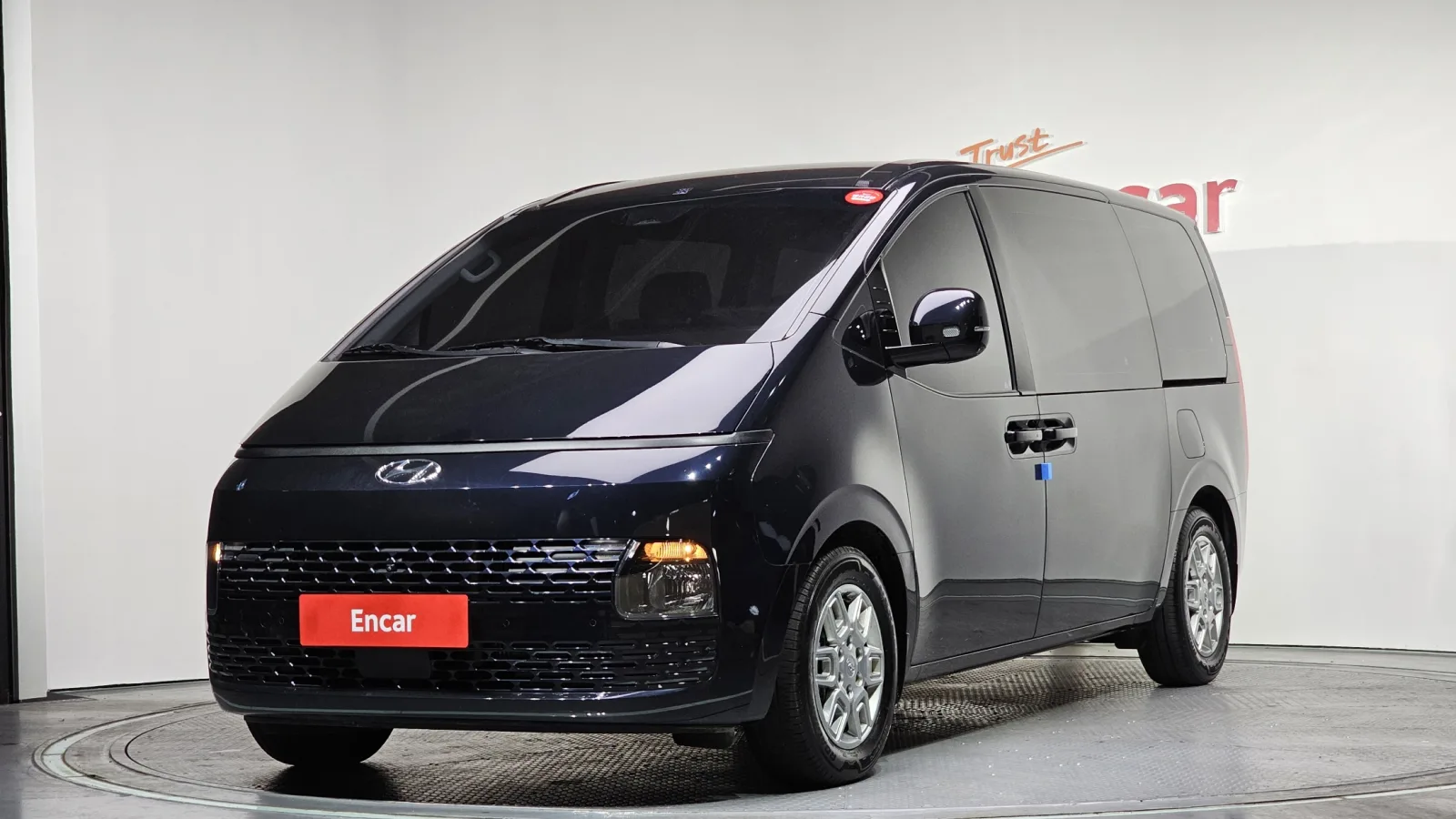 2023 Hyundai Staria
