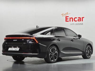 2025 Kia K8