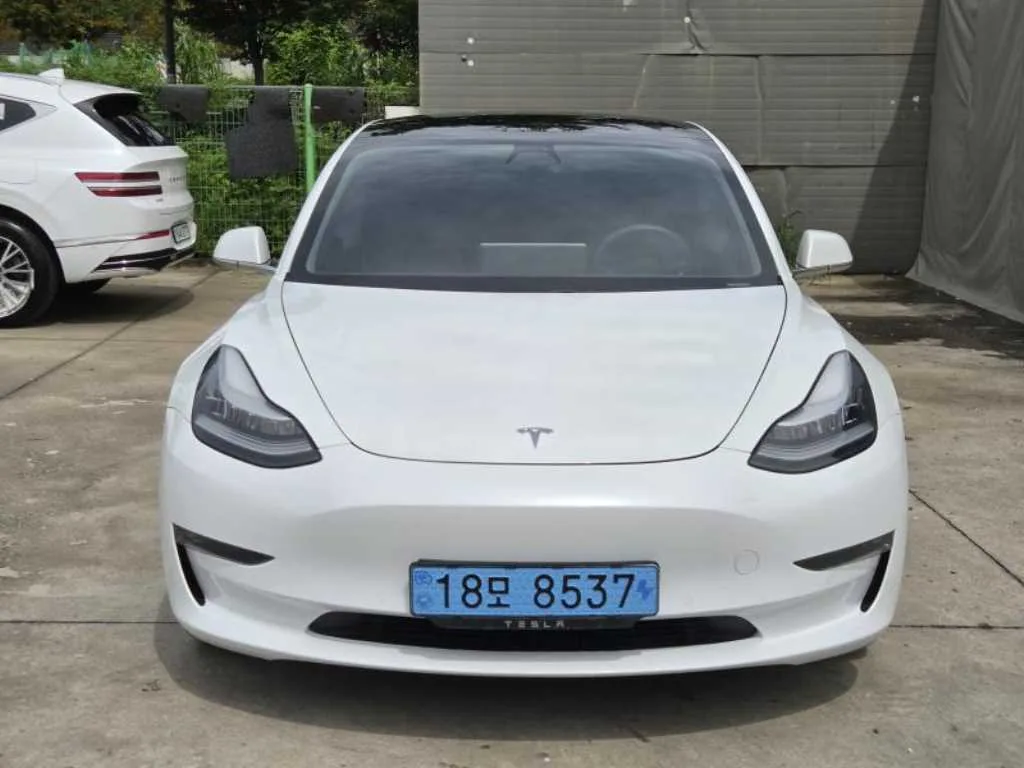 2020 Tesla Model 3