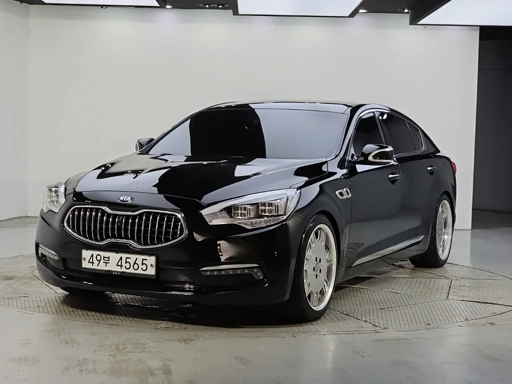 2013 Kia K9