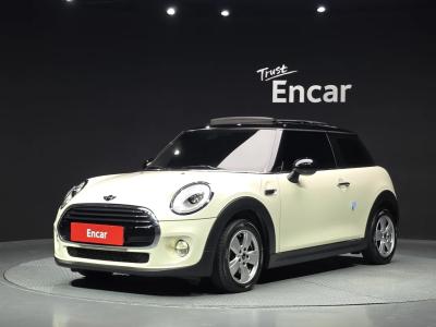2018 MINI Cooper