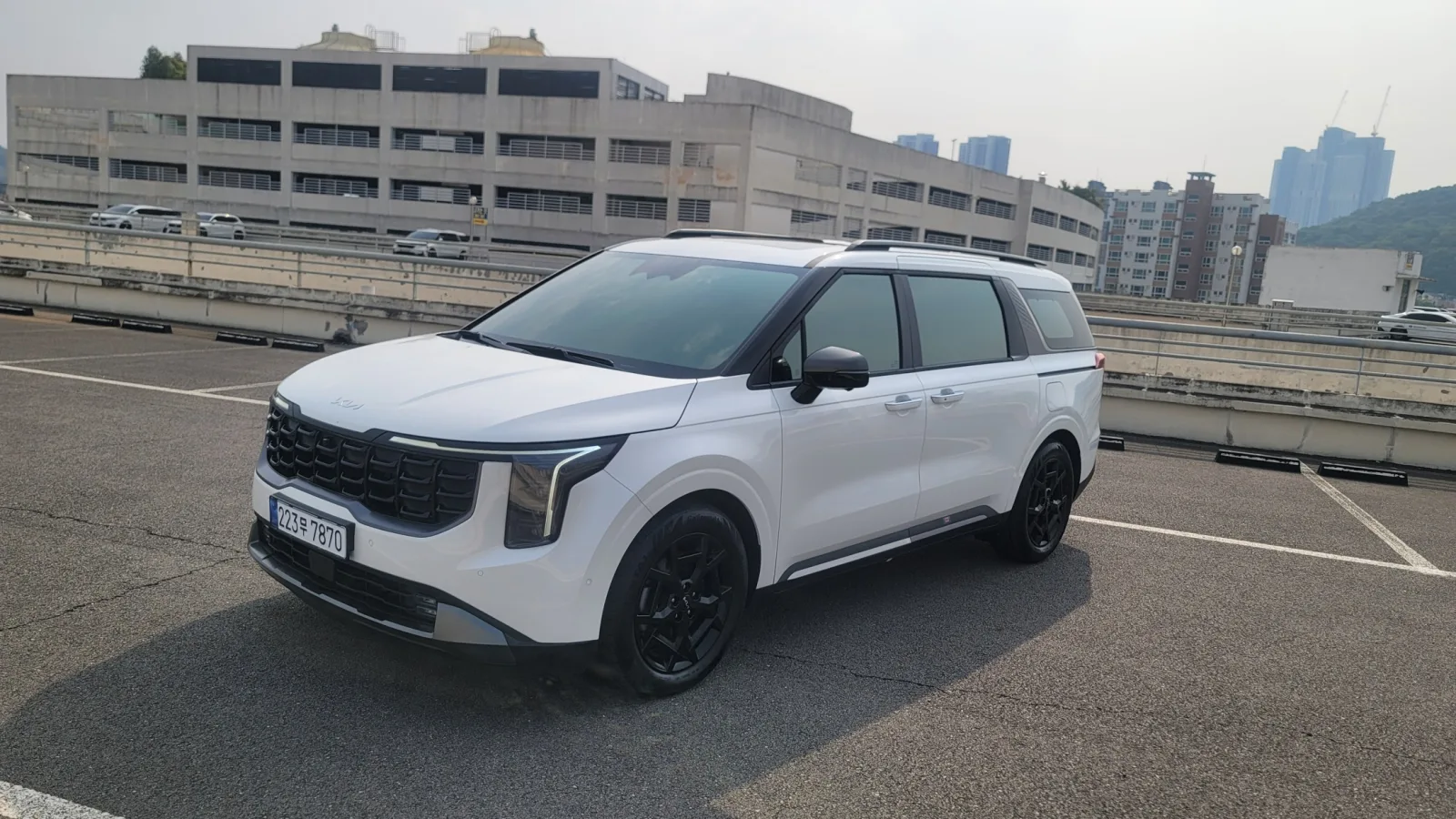 2025 Kia Carnival