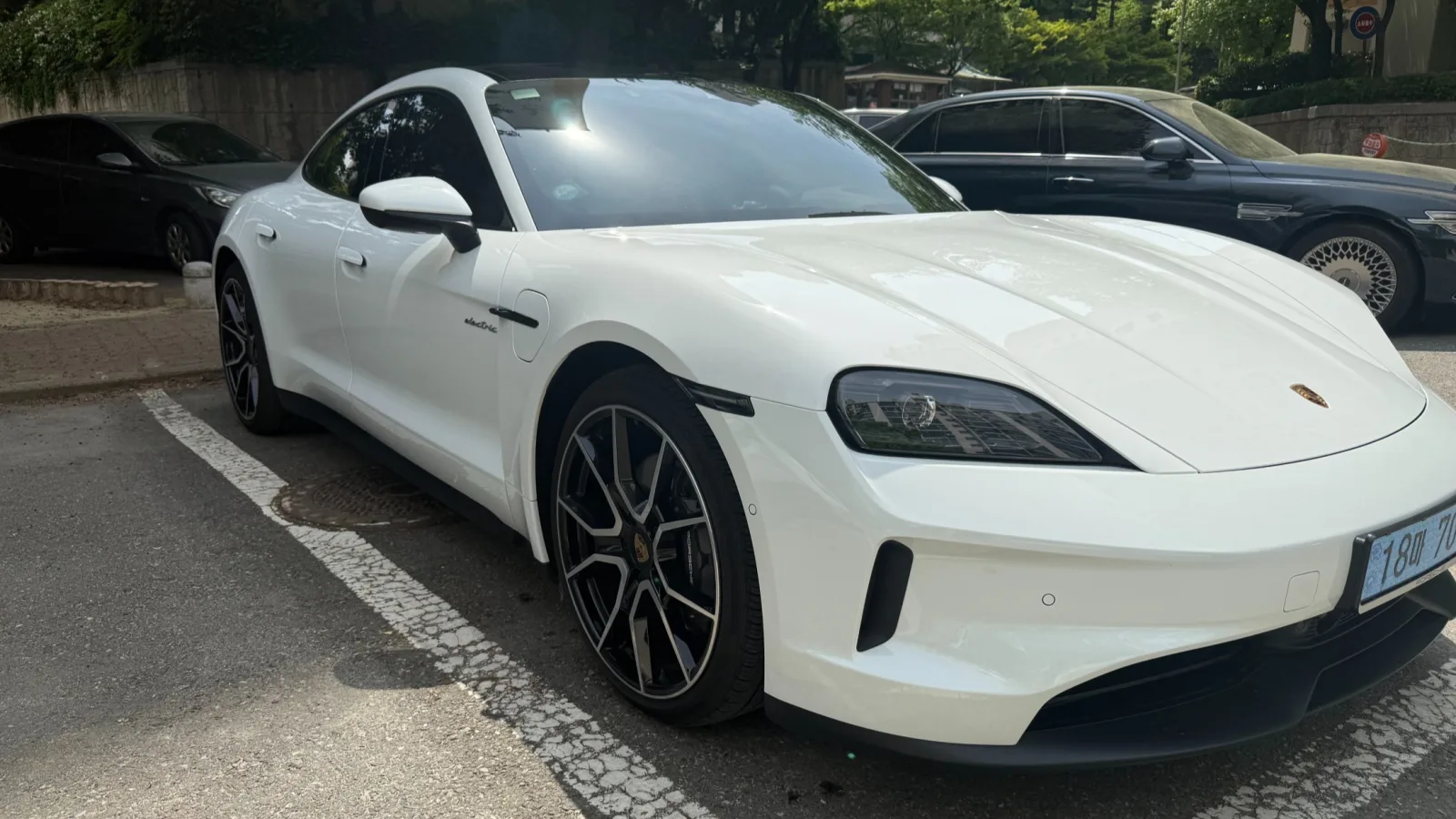 2025 Porsche Taycan