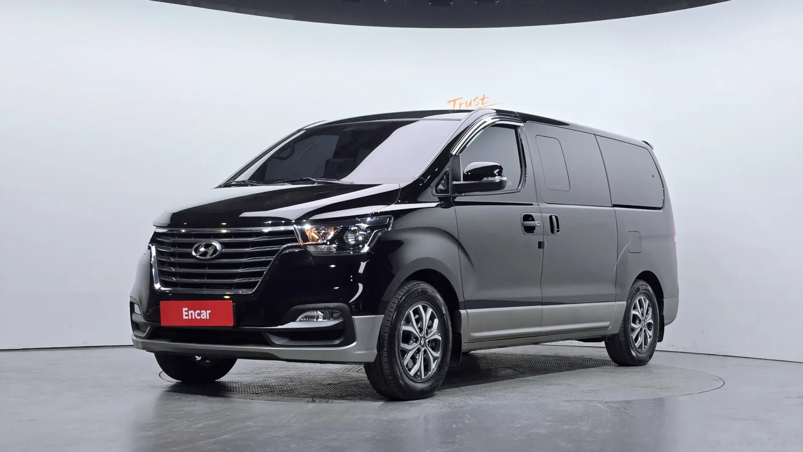 2020 Hyundai Starex