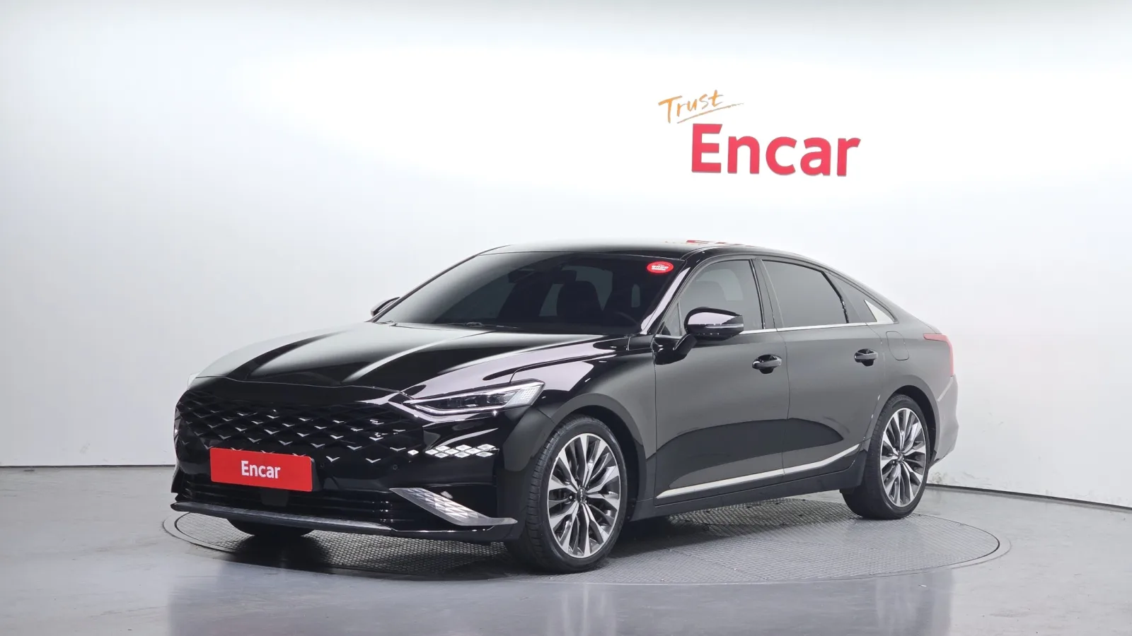 2022 Kia K8