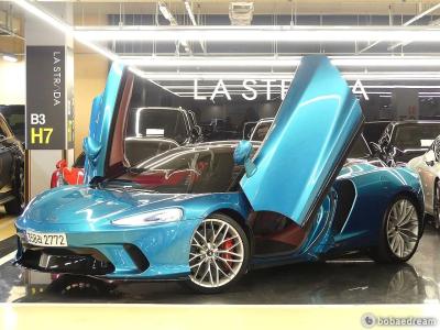 2022 McLaren GT