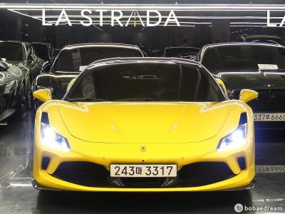 2020 Ferrari F8