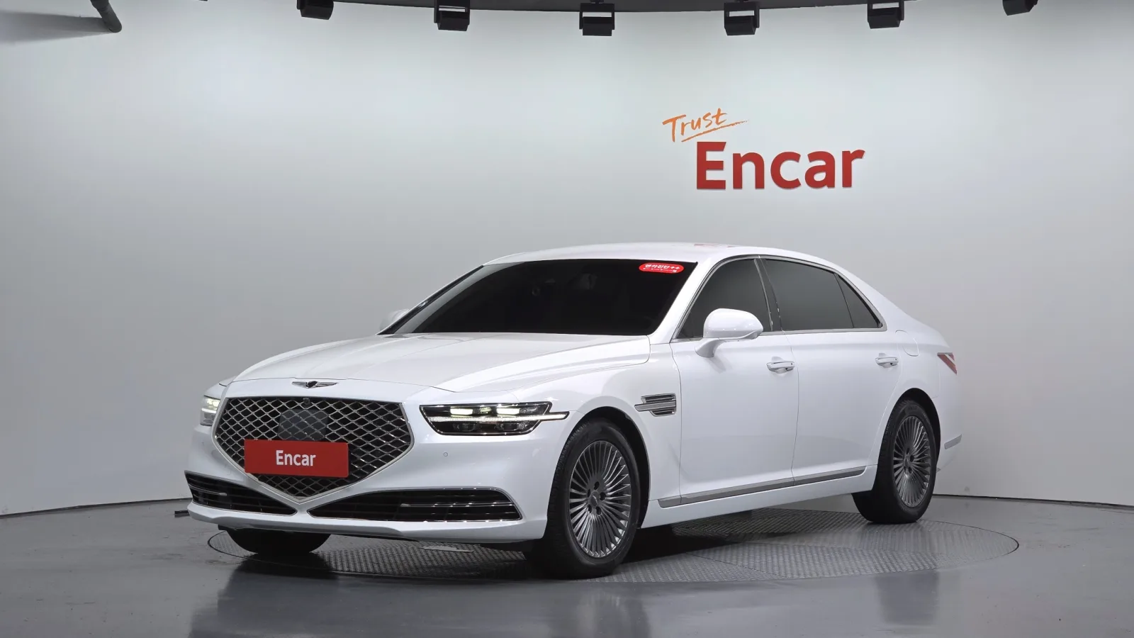 2020 Genesis G90