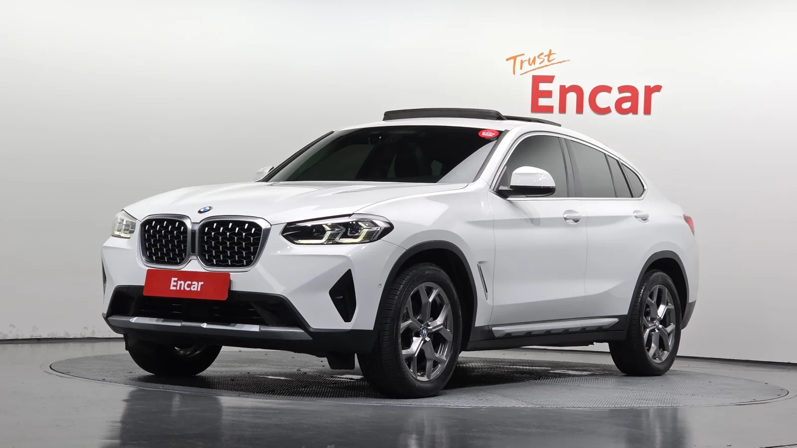2022 BMW X4