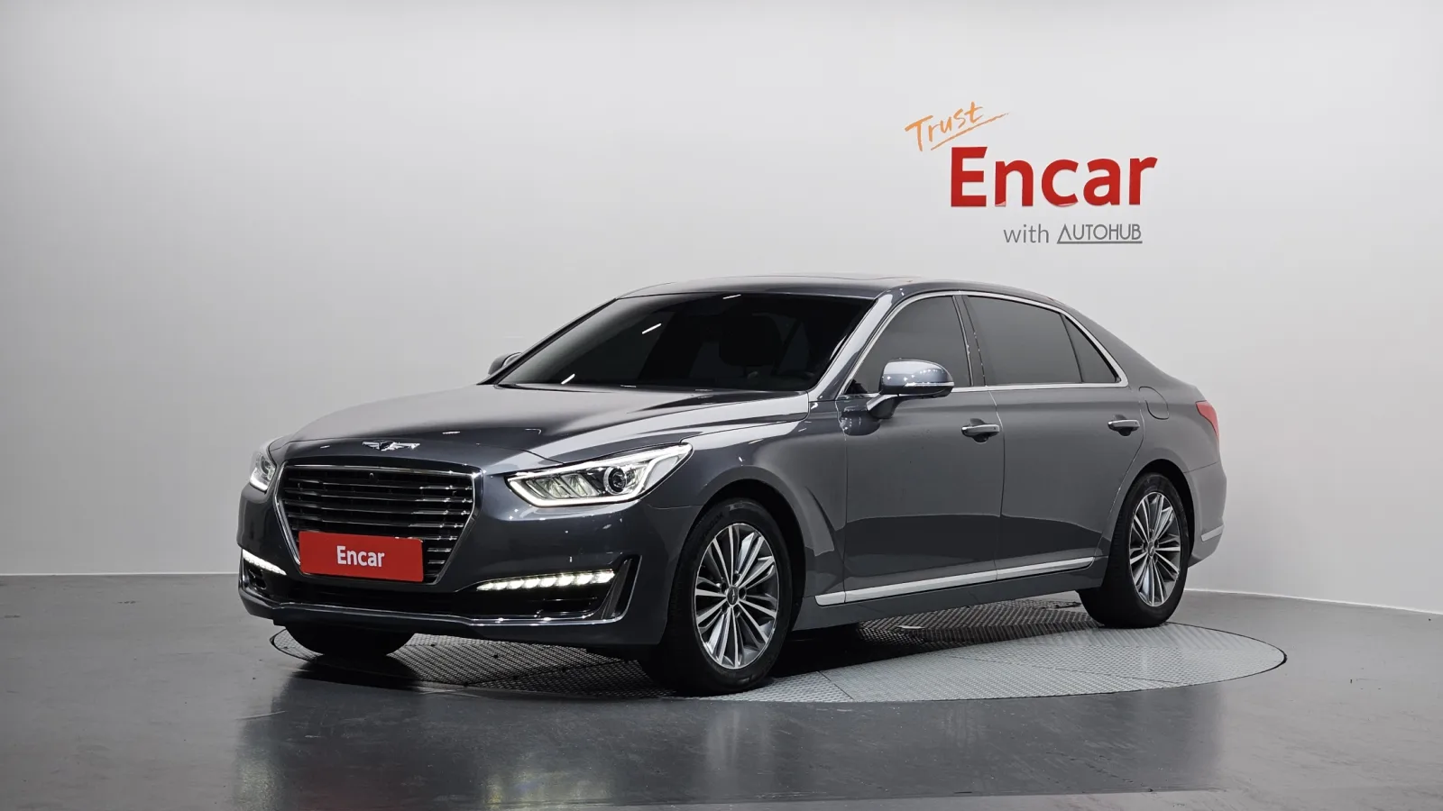 2016 Genesis EQ900