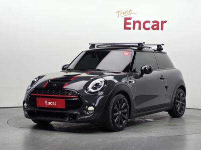 2019 MINI Cooper
