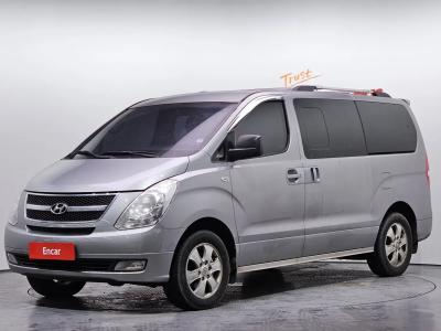 2016 Hyundai Starex