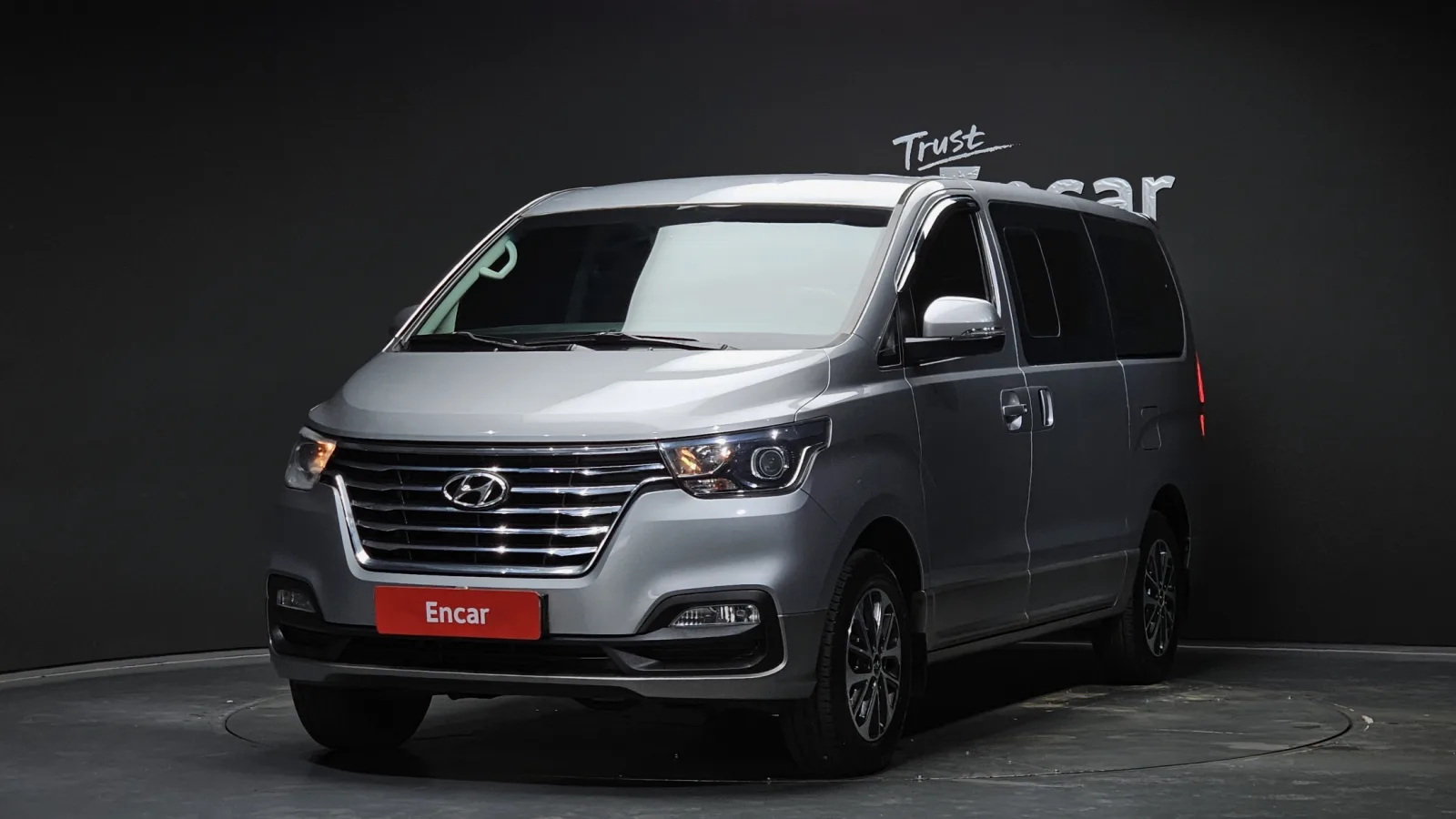 2018 Hyundai Starex