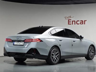 2024 BMW 5-Series