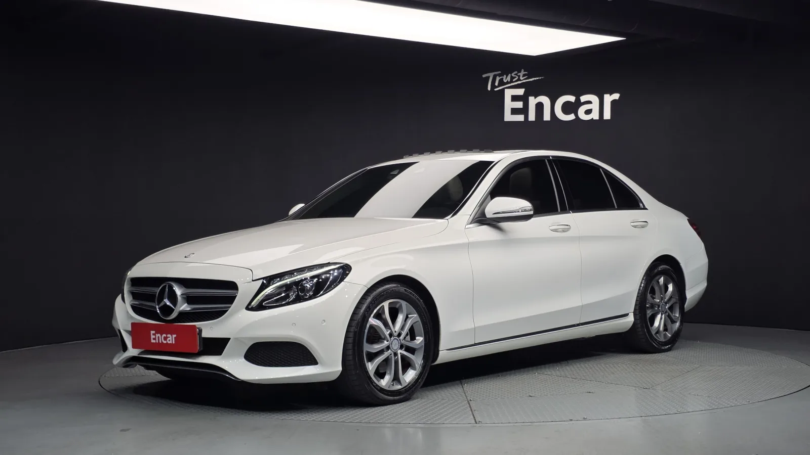 2016 Mercedes-Benz C-Class