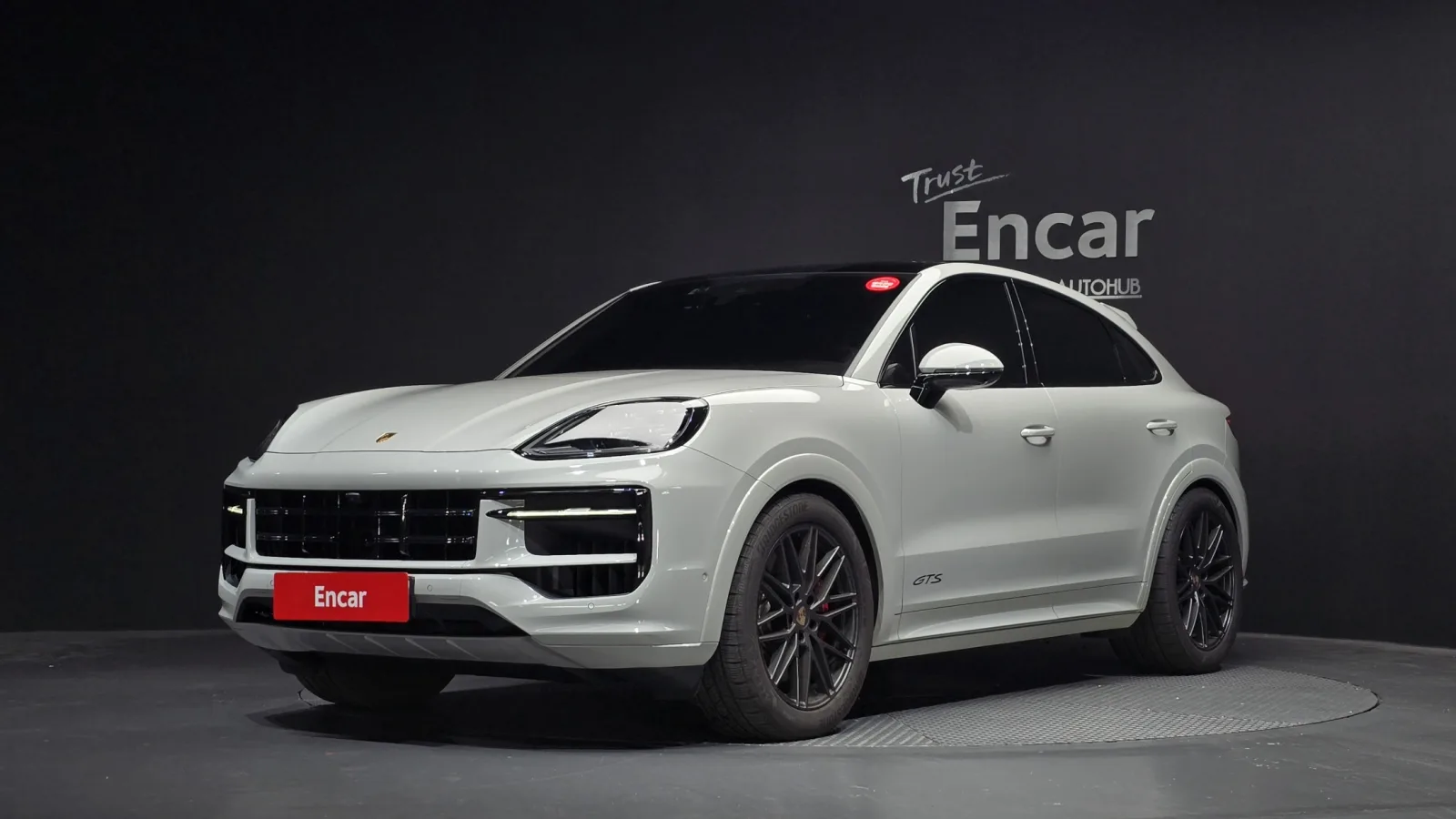 2025 Porsche Cayenne