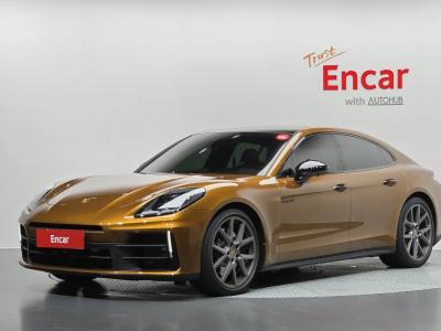 2025 Porsche Panamera