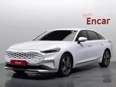 2023 Kia K8