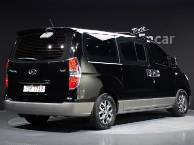 2017 Hyundai Starex