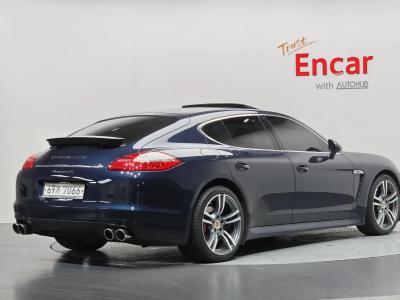2011 Porsche Panamera
