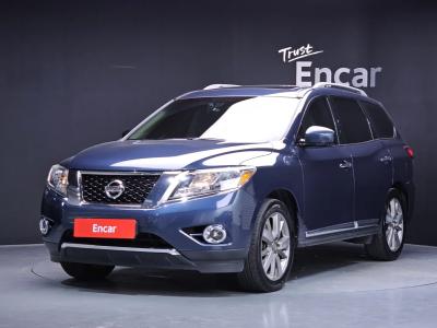 2015 Nissan Pathfinder