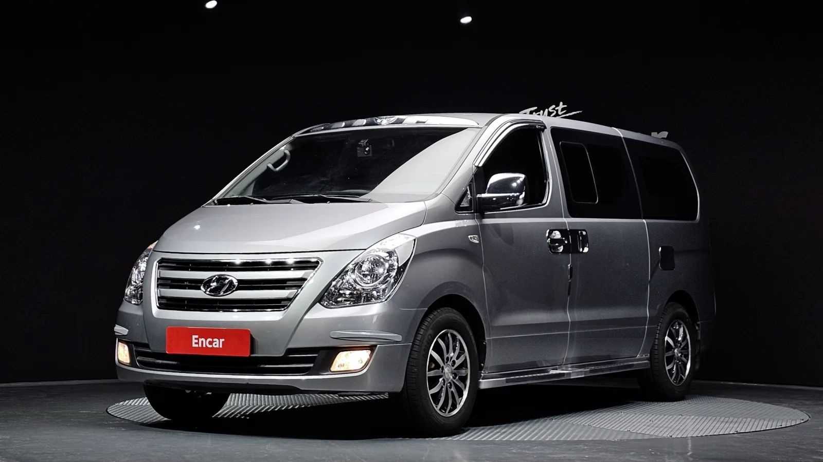 2017 Hyundai Starex