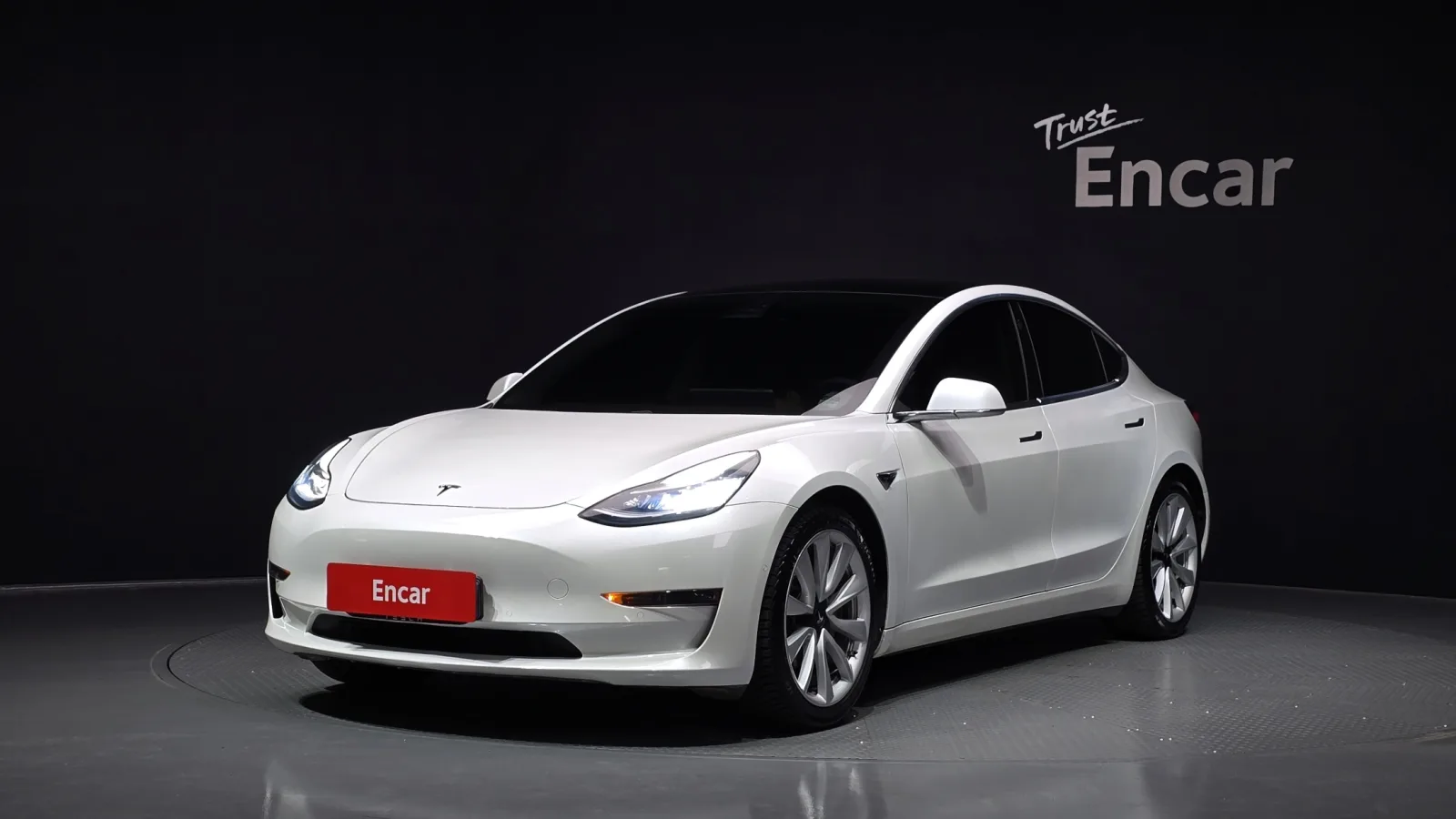 2020 Tesla Model 3